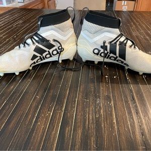 Men’s 12 1/2 white Adidas football cleats. Adizero